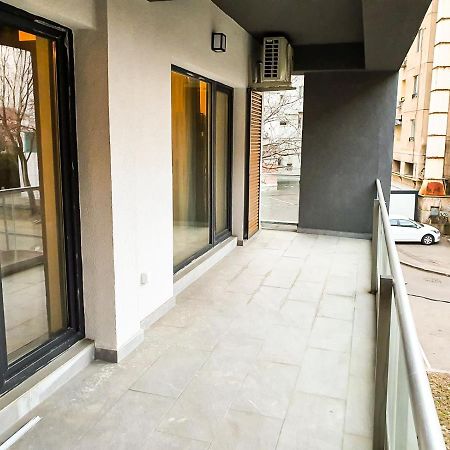 Urban Retreat: Industrial Chic 1Br Ap - Heart Of Bucharest Apartment Exterior foto